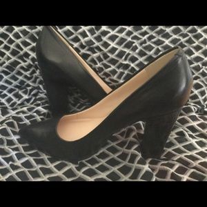 Nine West black pump - Size 7